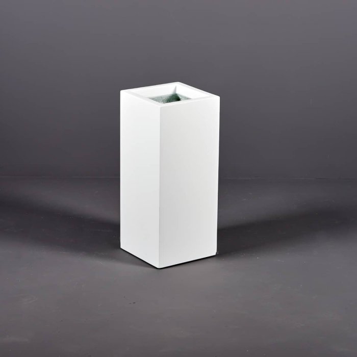 Hollywood Corner Planter