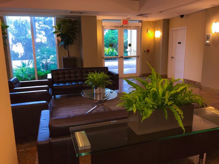 Weir Rectangle Tabletop Planter