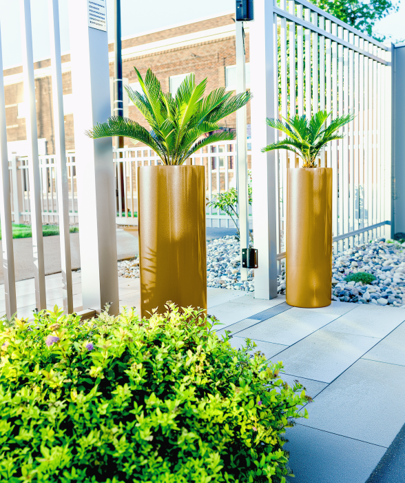 Corry Cylinder Planter