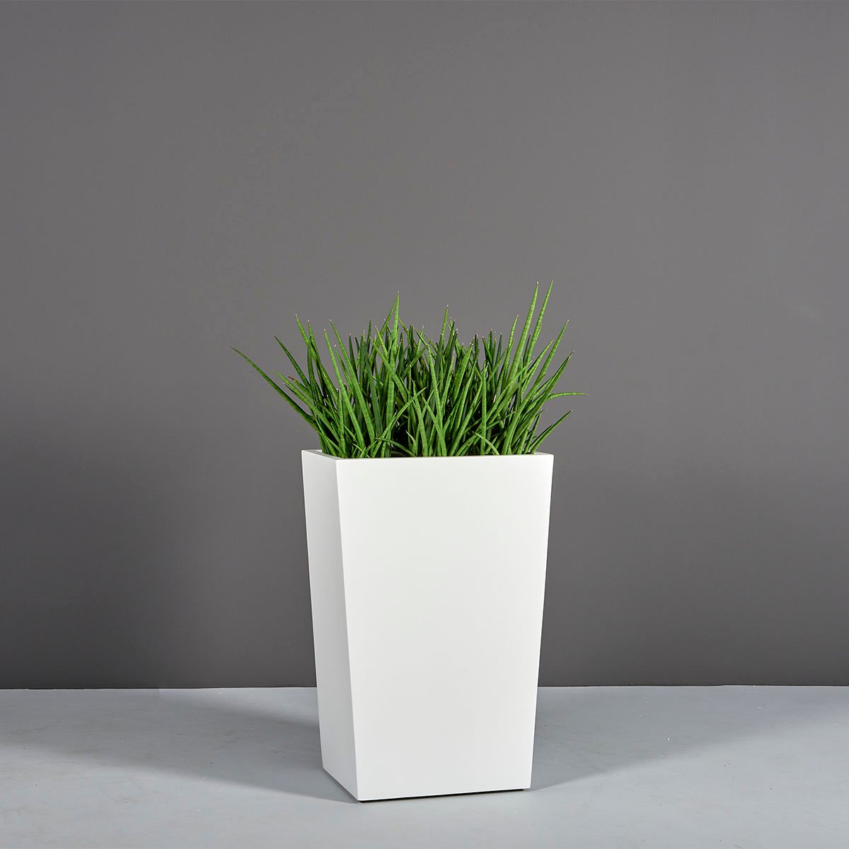 best fiberglass planters
